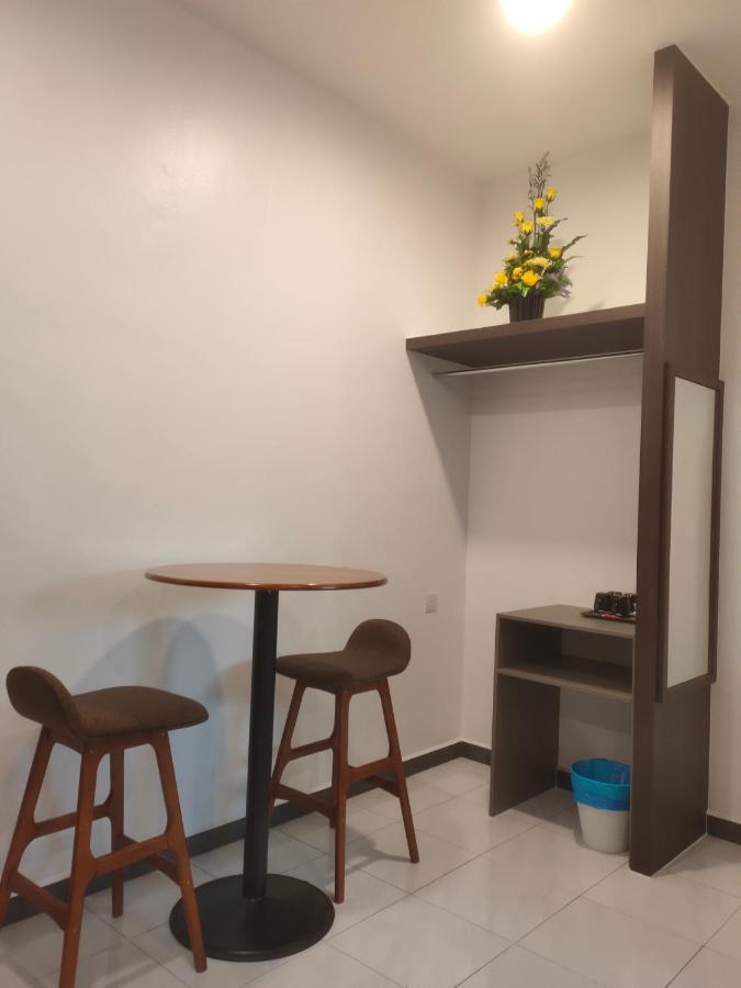 Just Austin Guesthouse Ίπο Εξωτερικό φωτογραφία